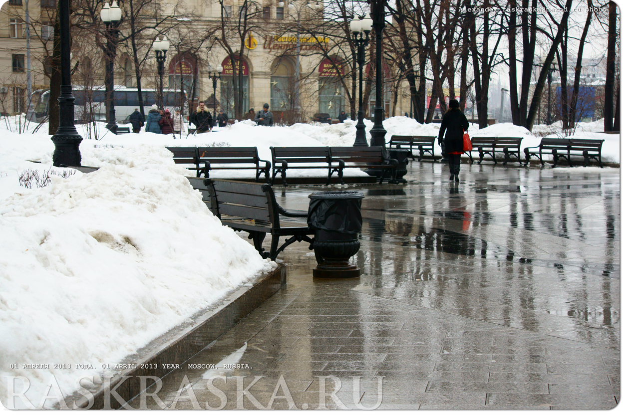 московский апрель в снегу